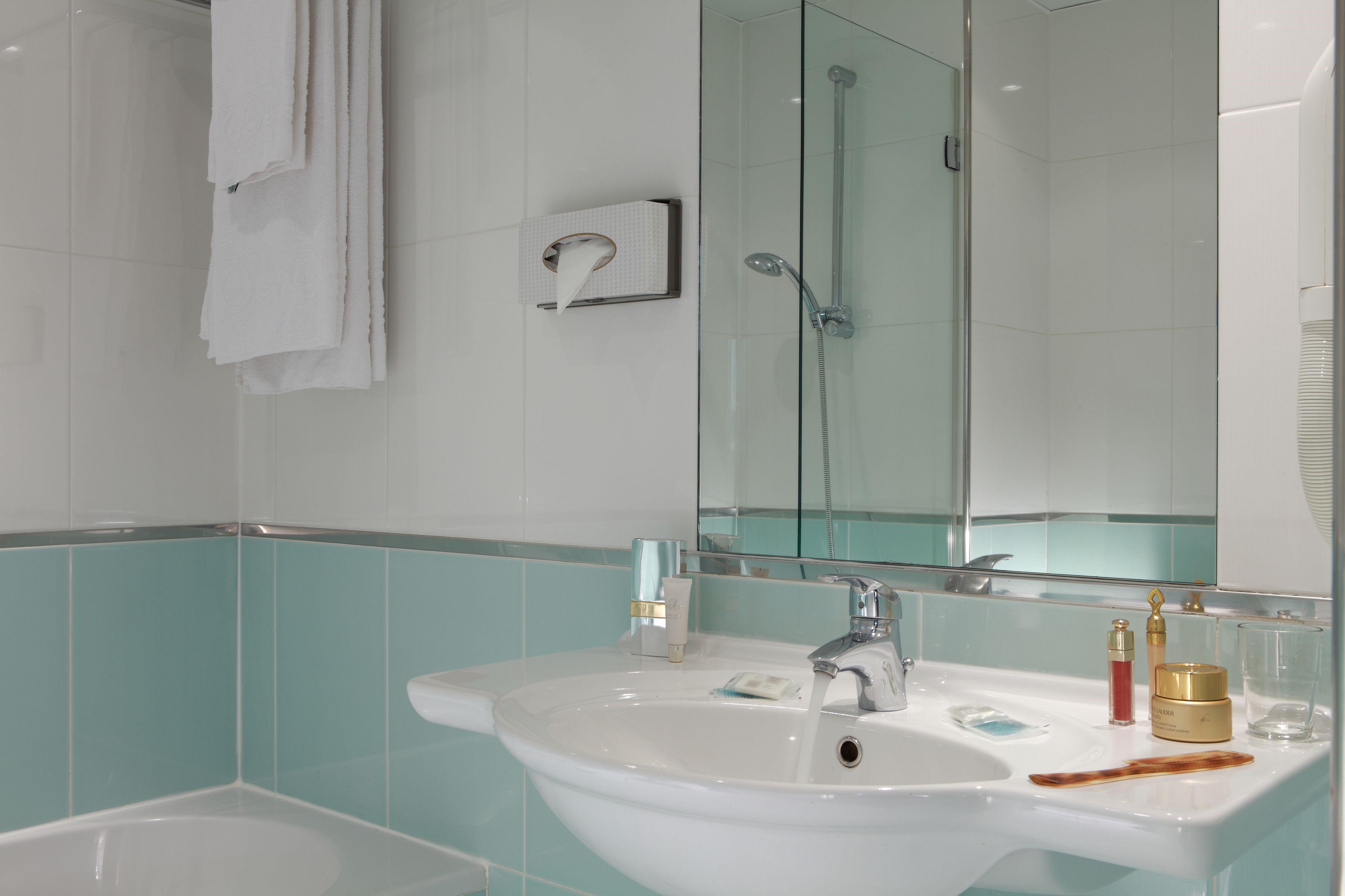 Hotel Espace Champerret Levallois-Perret Room photo